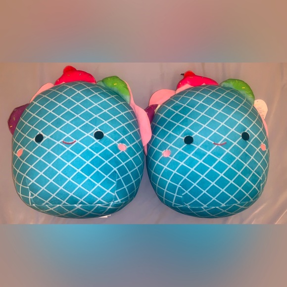 NWT SQUISHMALLOW Bertie the waffle Blue with colorful ice cream sprinkles - Picture 4 of 4